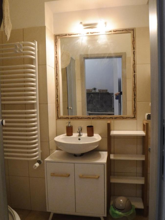 Ayla Flat Leilighet Krasków Eksteriør bilde